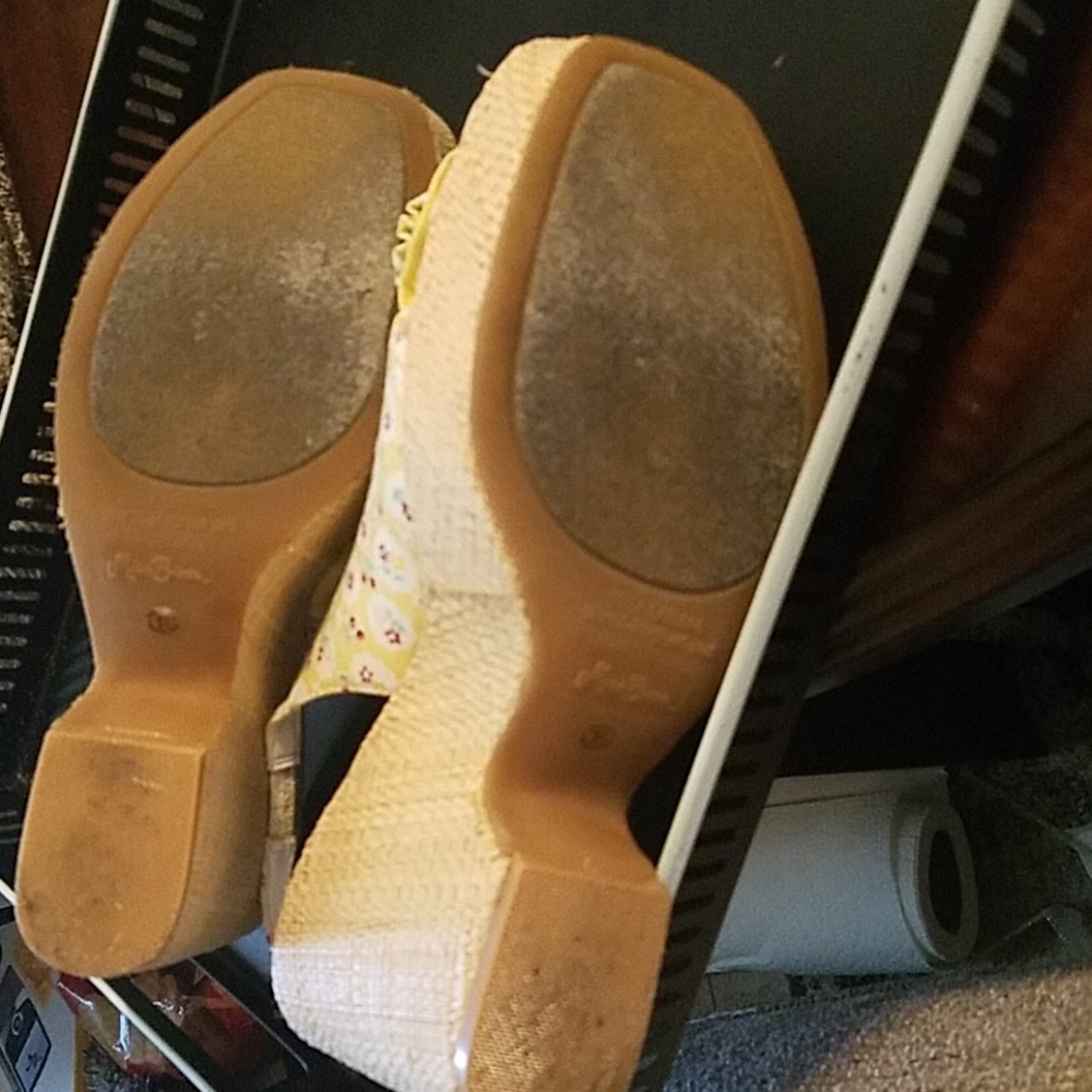 Summer Sandals - Picture 3 of 3